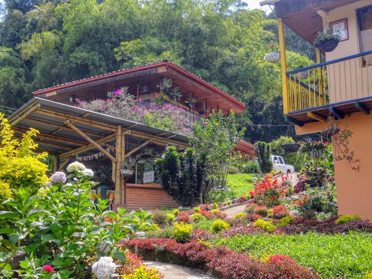 Finca Turistica Los Rosales Перейра Екстериор снимка